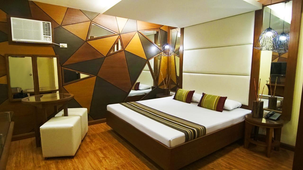 Hotel 2016 Манила Экстерьер фото