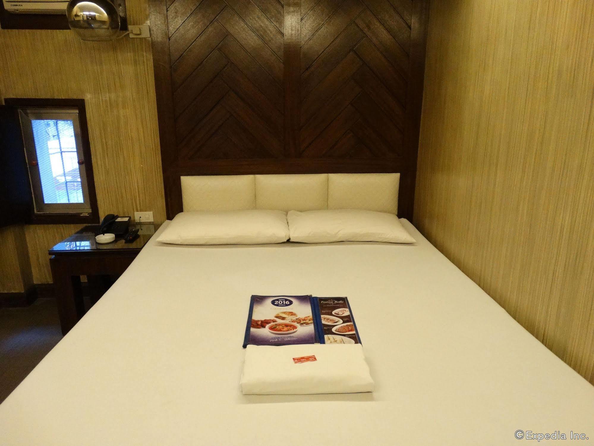Hotel 2016 Манила Экстерьер фото
